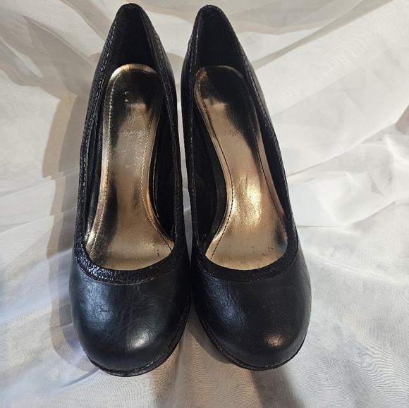 Baby Phat Black Heels Size 10 - Picture 2 of 5